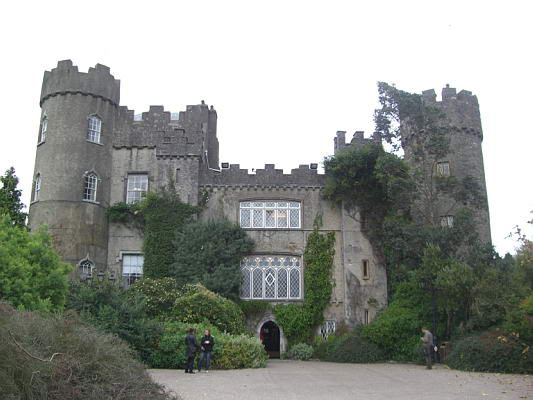 malahide-castle.JPG