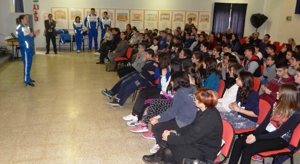 Alessandra Galiotto alla Scuola Pascoli di Aprilia