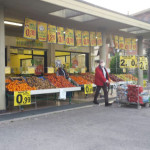 Colpito il negozio ortofrutticolo in via Toscanini