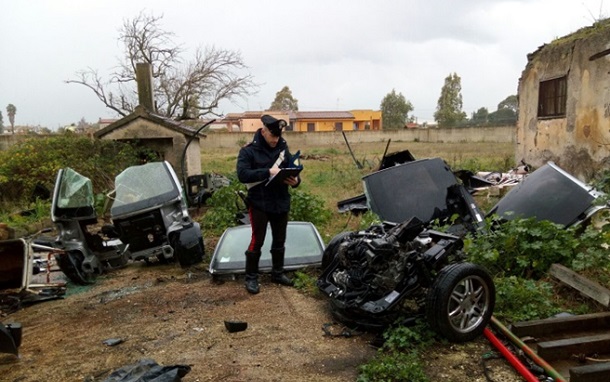 carabinieri aprilia auto ricettazione