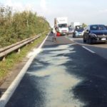 Scontro tra auto e mezzo pesante: rallentamenti in mattinata sulla Pontina