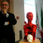 “Femminicidio” la scultura di Guadagnuolo all’Istituto Matteotti