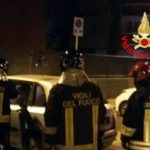 Auto in fiamme in via Bucarest: paura tra i residenti