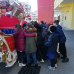 La slitta di Babbo Natale del Toscanini regala sorrisi ai bambini di Aprilia