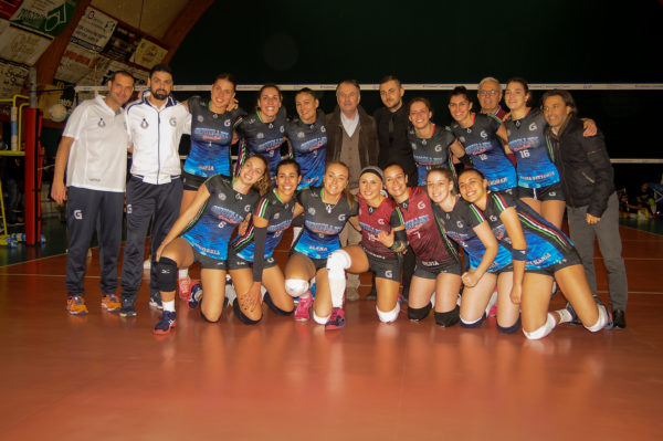 foto squadra B1 giò volley