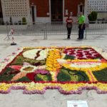 Infiorata Città di Aprilia, nuova opera sul sagrato della chiesa di San Michele.